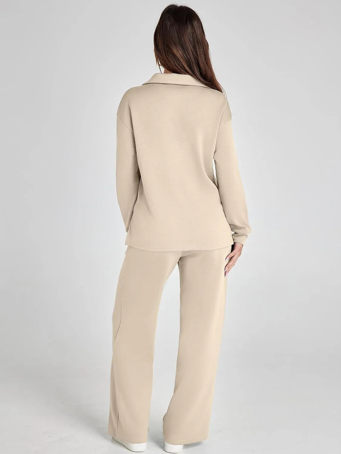 RENÉE - Cozy Minimalist Two-Piece Set