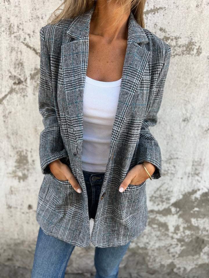 LUCINDA | Classic Plaid Winter Blazer