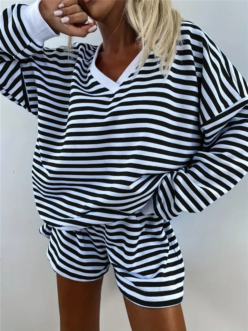 NOLANI – Relaxed Fit Striped V-Neck Lounge Set