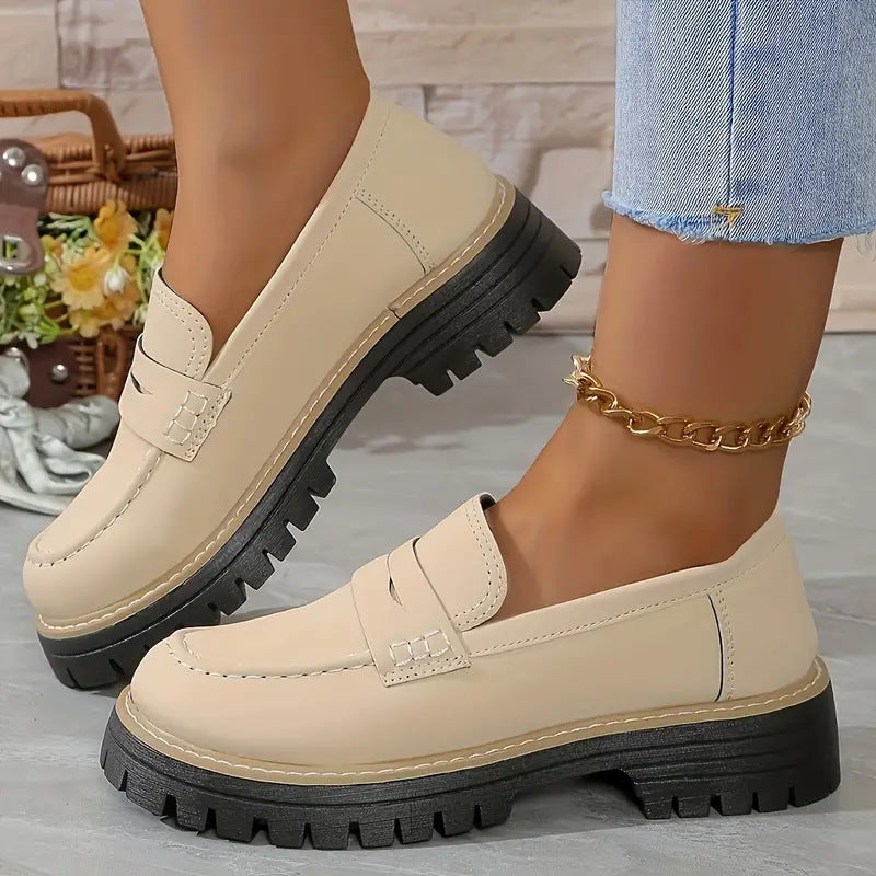 CÉCILE - Chic Loafers