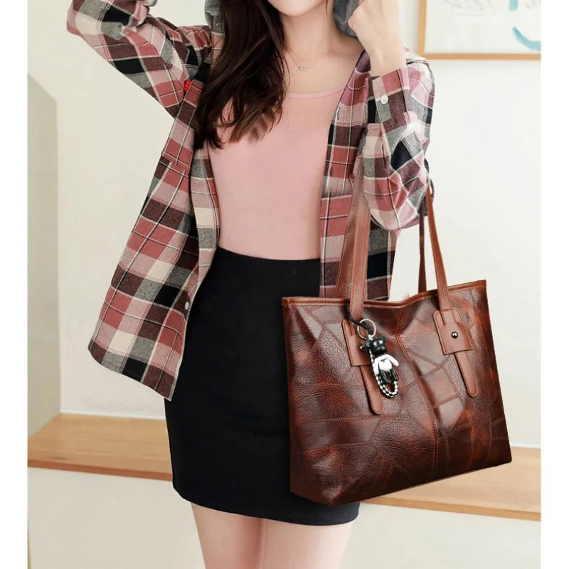 SUSAN – Classic Vintage Tote Bag