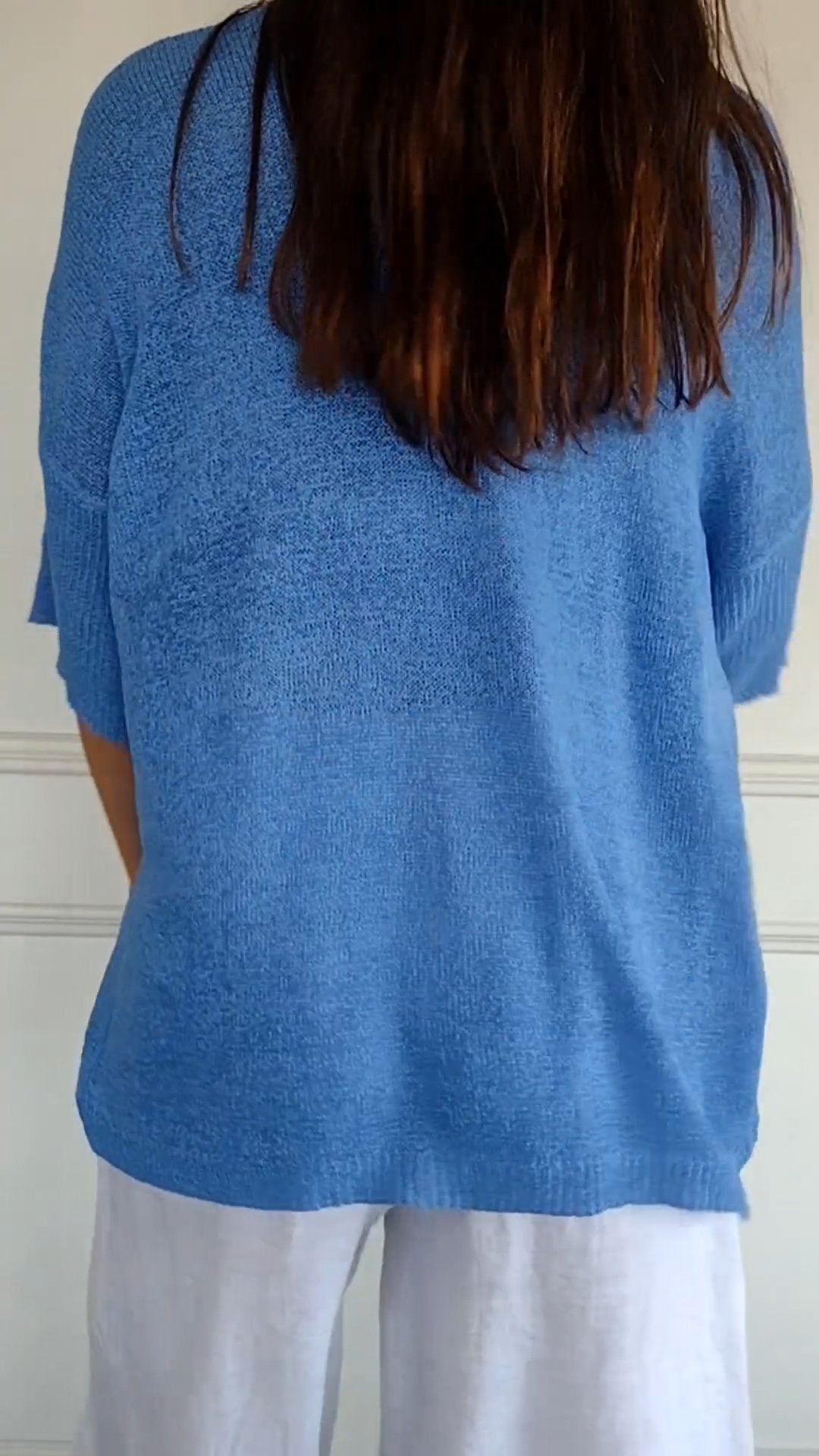 LAUREN - Casual V-Neck Top