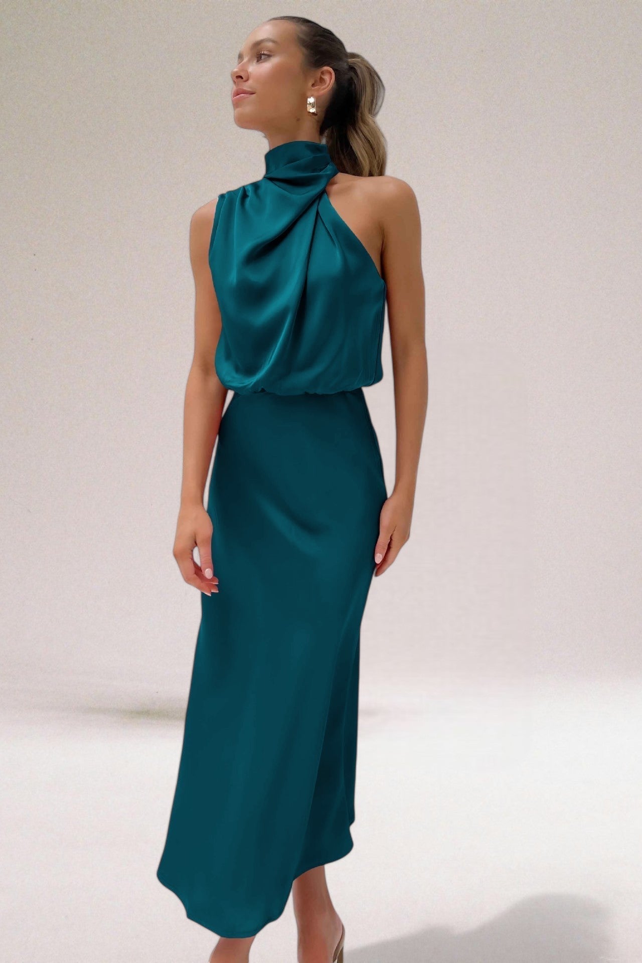 ELARA - Elegant Satin Evening Dress