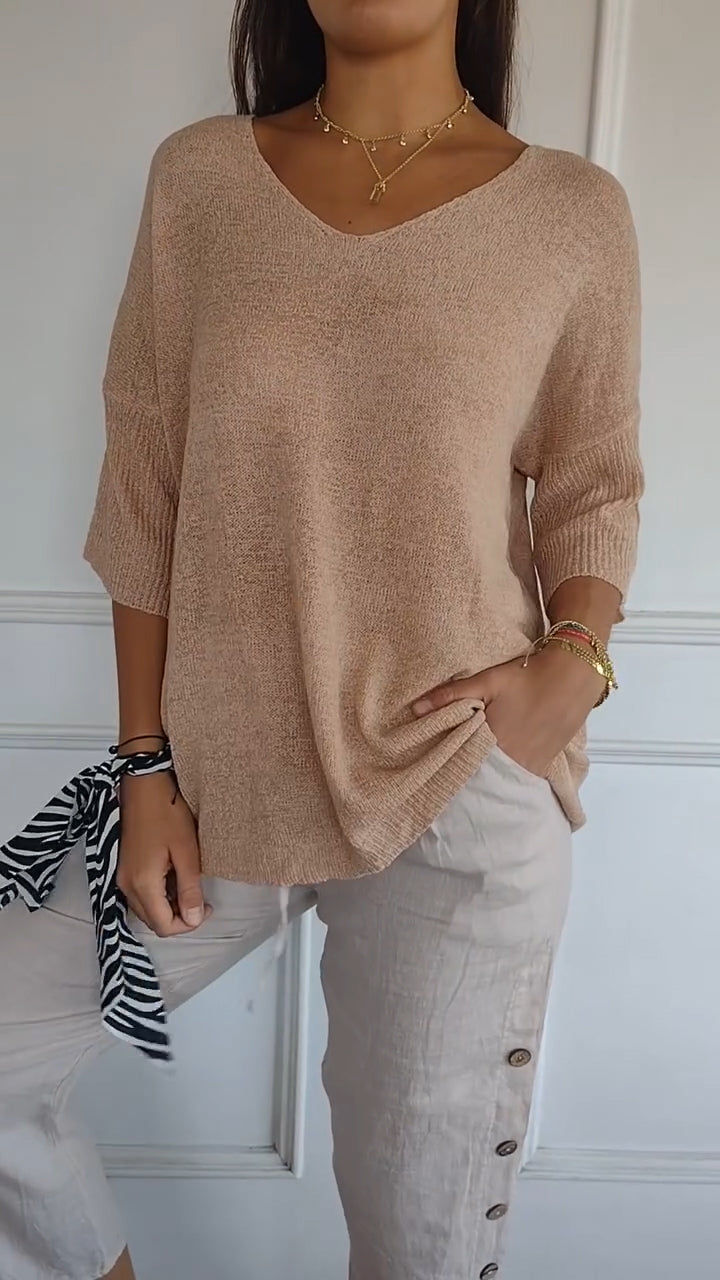LAUREN - Casual V-Neck Top
