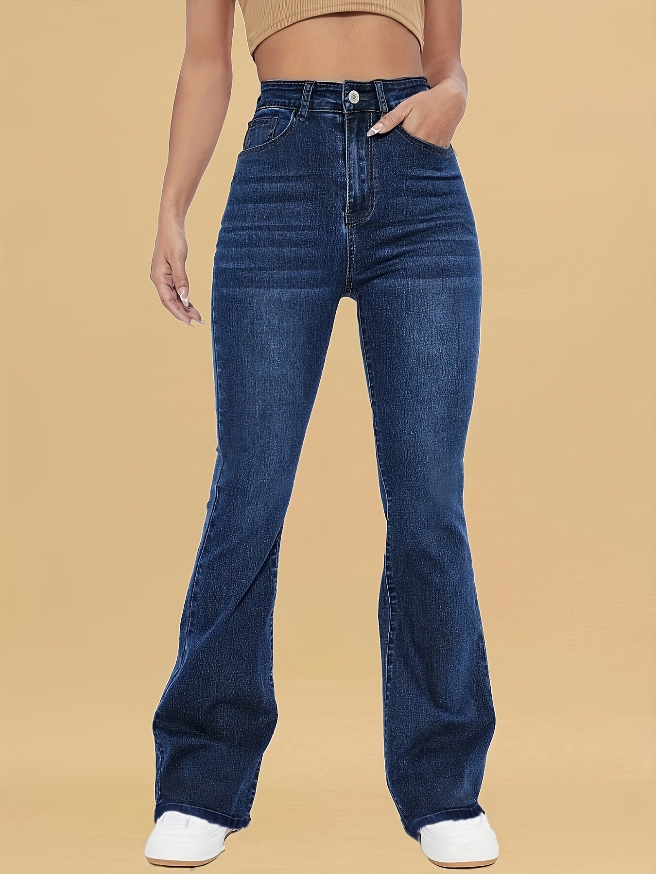 INÈS - Modern Chic Flare Jeans