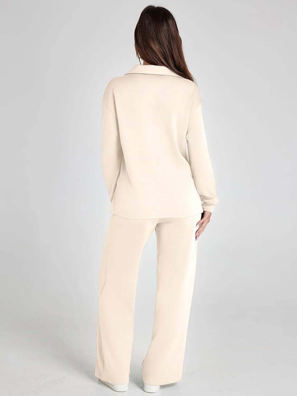 RENÉE - Cozy Minimalist Two-Piece Set