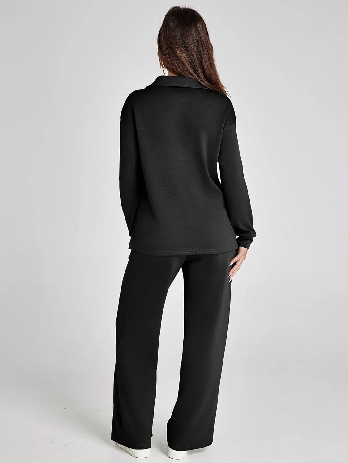 RENÉE - Cozy Minimalist Two-Piece Set