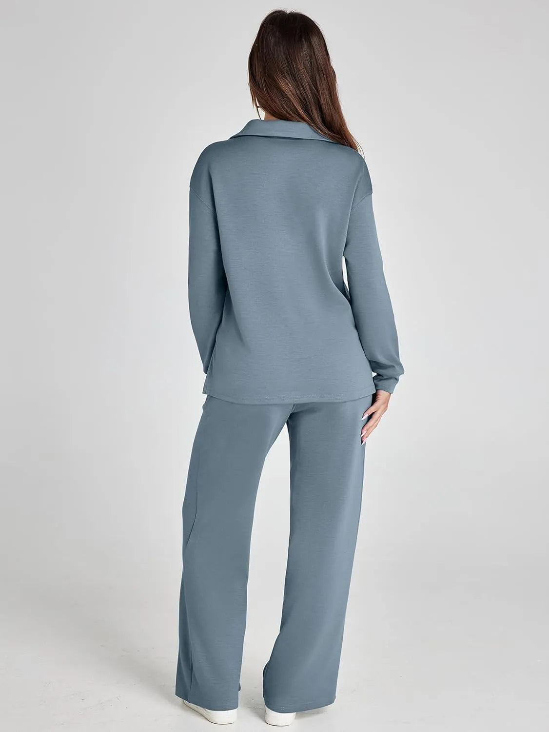 RENÉE - Cozy Minimalist Two-Piece Set