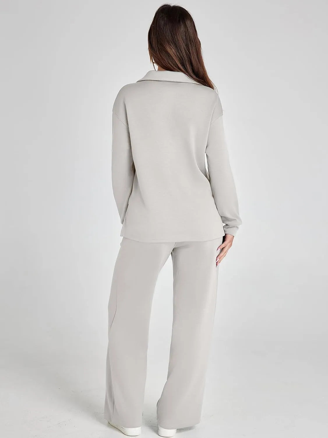RENÉE - Cozy Minimalist Two-Piece Set