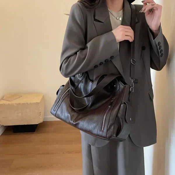 RAE - Classic Leather Handbag