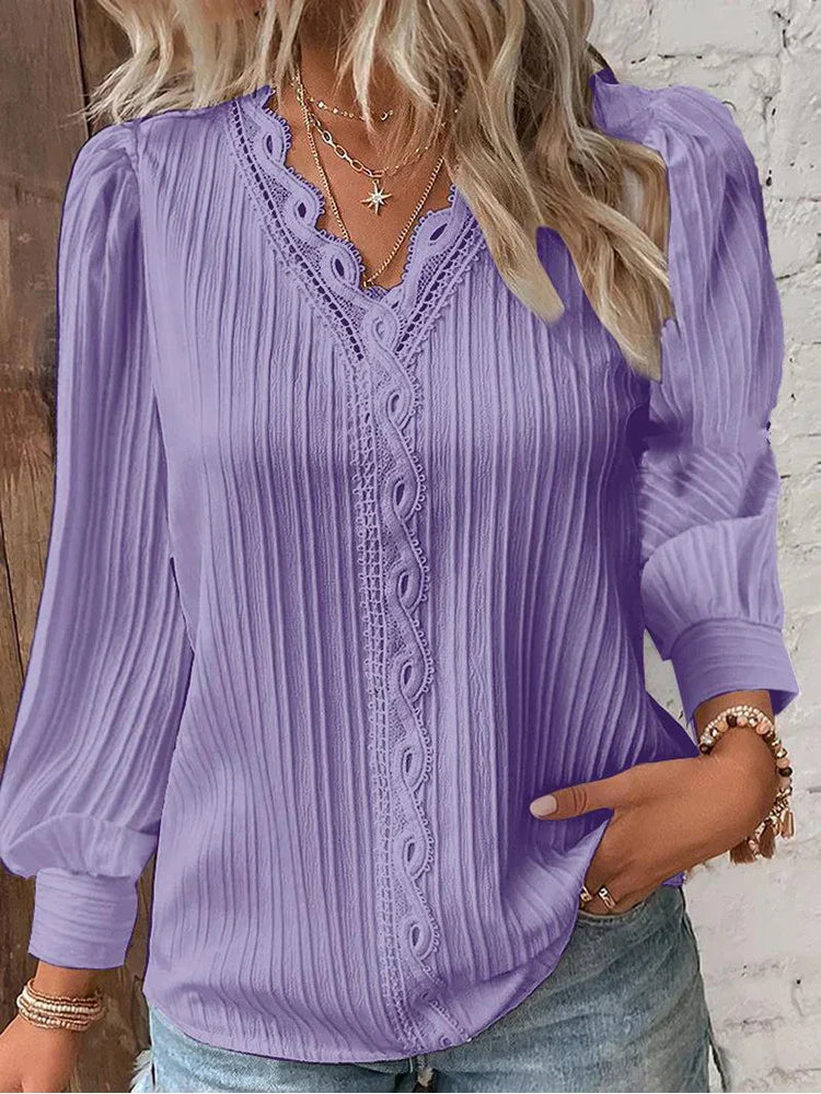 RENATA - Classic Pleated Top