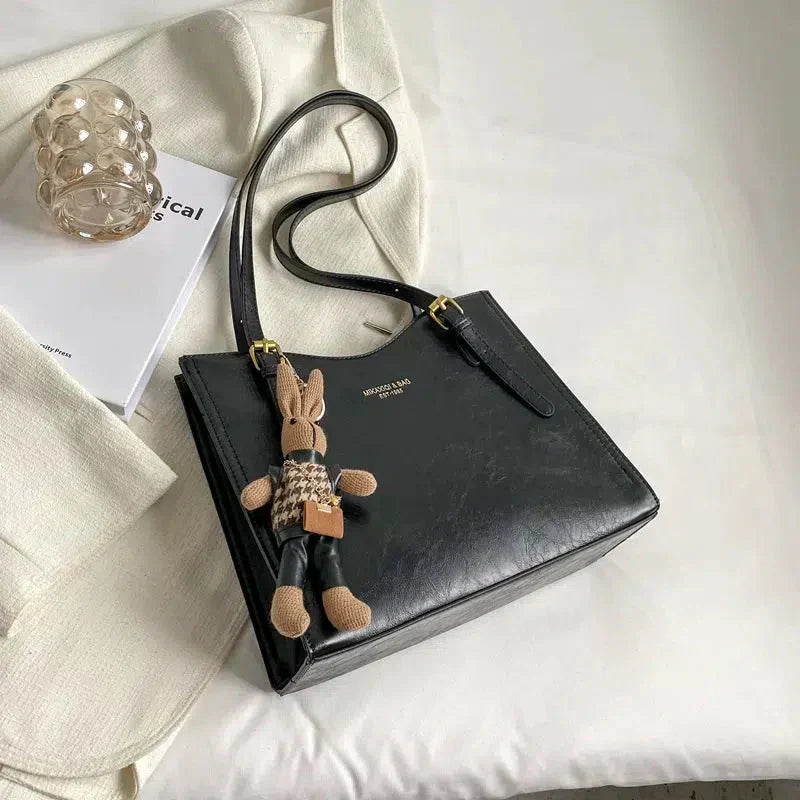 NIKKI - Elegant Shoulder Tote