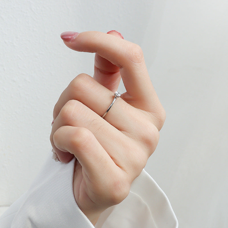 VICTORINE – Simple Elegance Ring