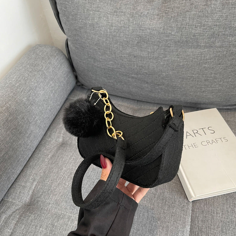 PAULA – Elegant Retro Shoulder Bag