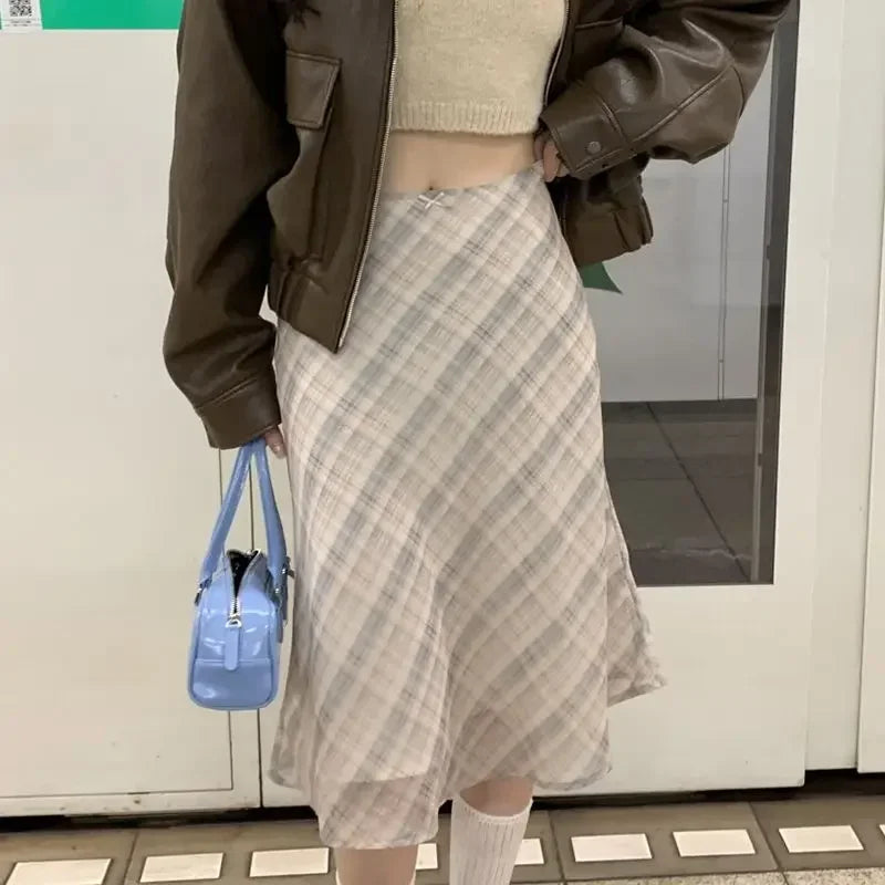 MORIAH – Classic Plaid Midi Skirt