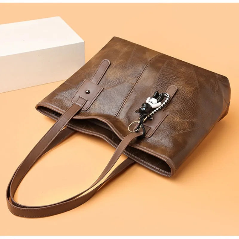 SUSAN – Classic Vintage Tote Bag