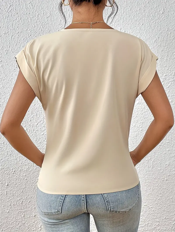 BELLE | The Stylish V-Neck Top