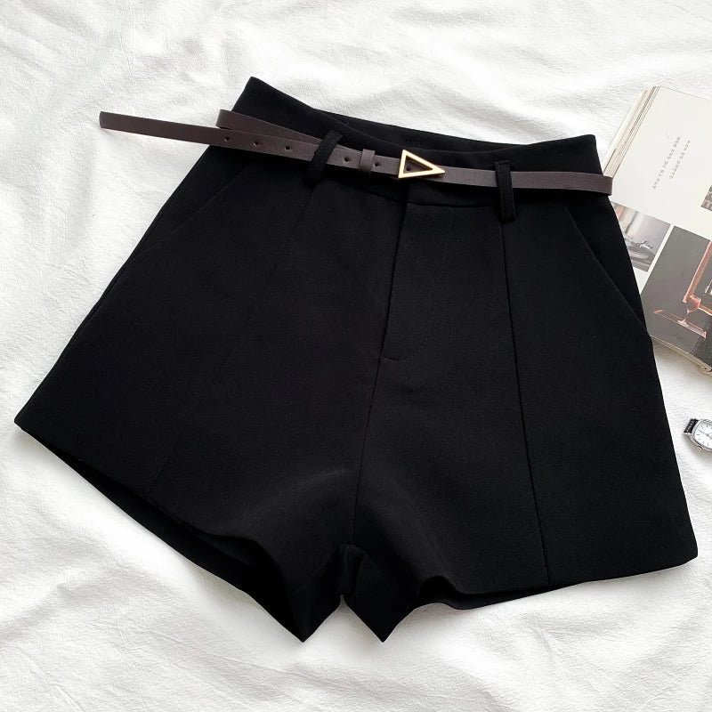 RACHELLE – Sleek High-Waist Shorts
