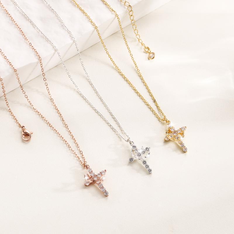 CLARISSE – Classic Cross & Crown Necklace